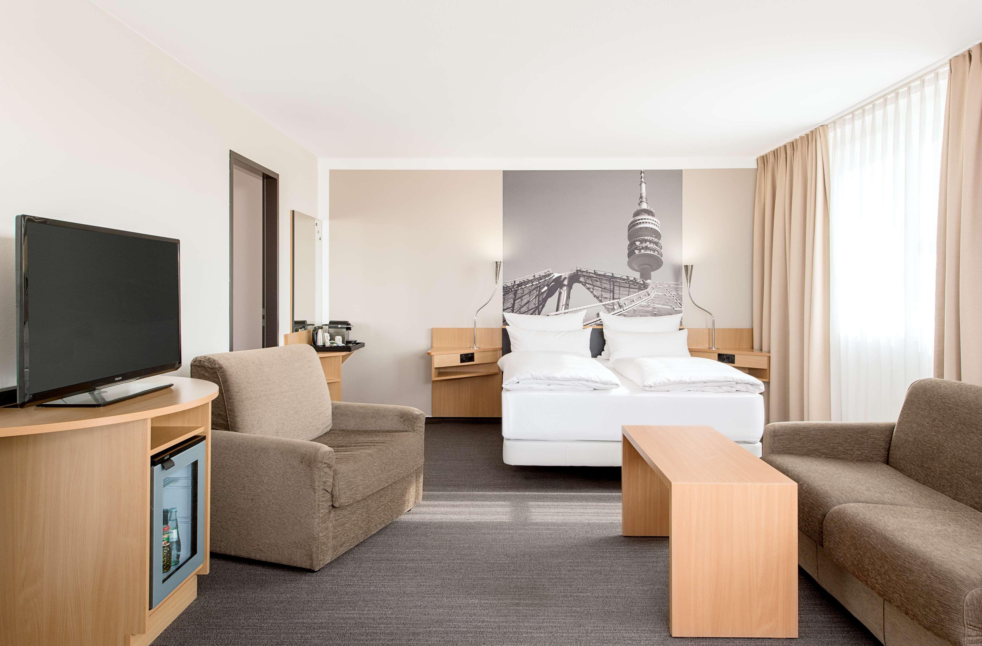 Nh Muenchen Messe Hotel Eksteriør billede