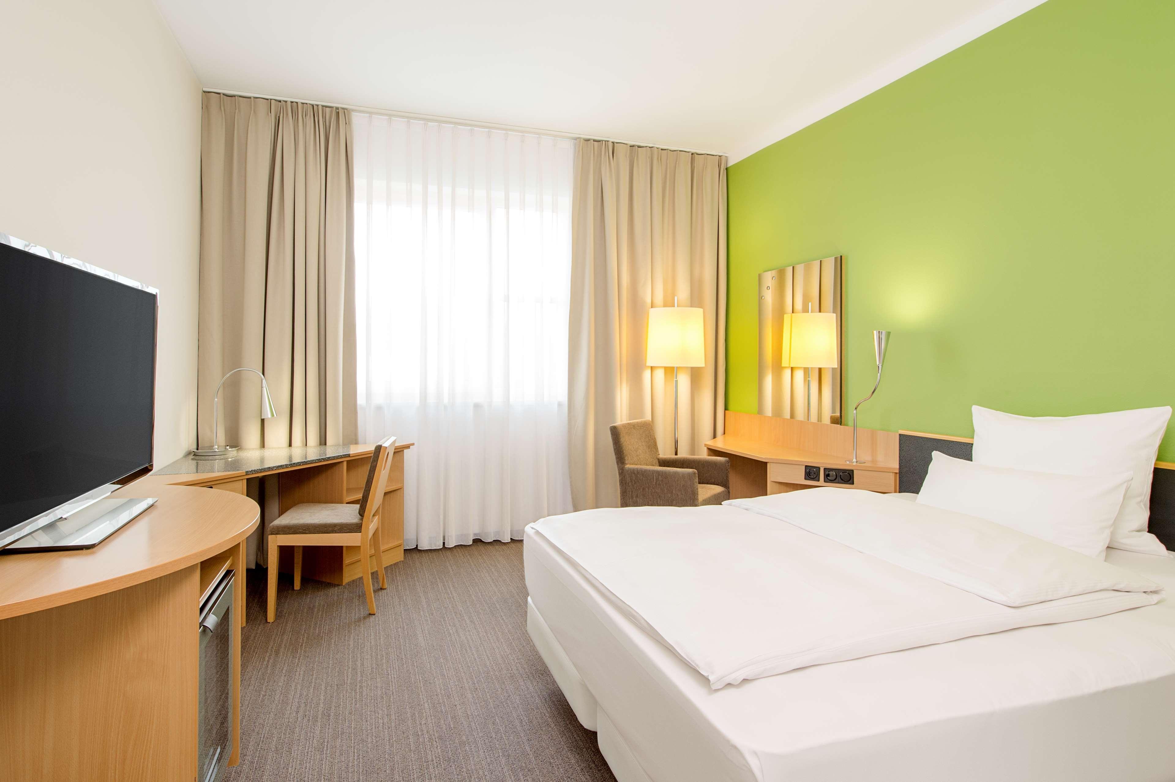 Nh Muenchen Messe Hotel Eksteriør billede