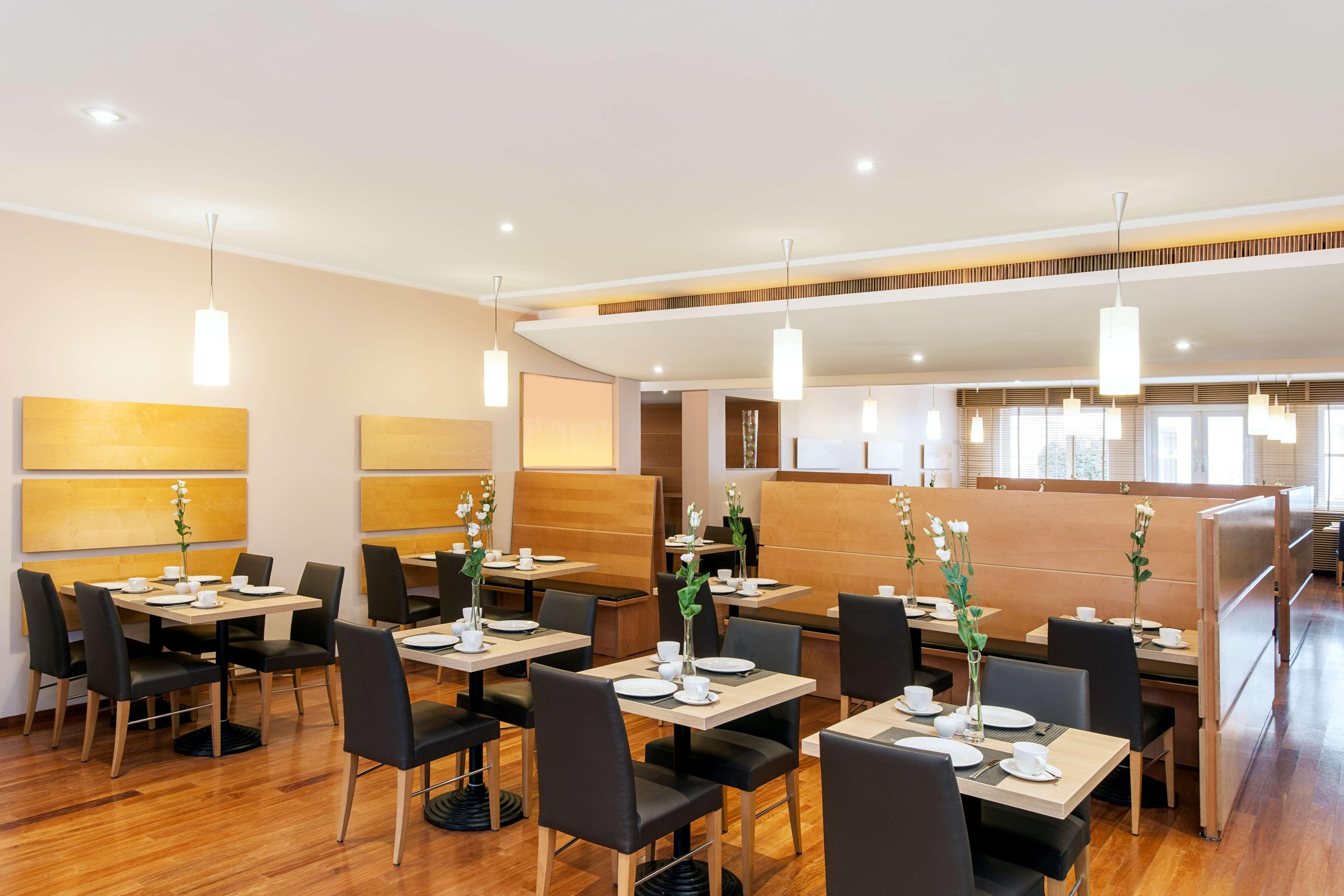 Nh Muenchen Messe Hotel Eksteriør billede