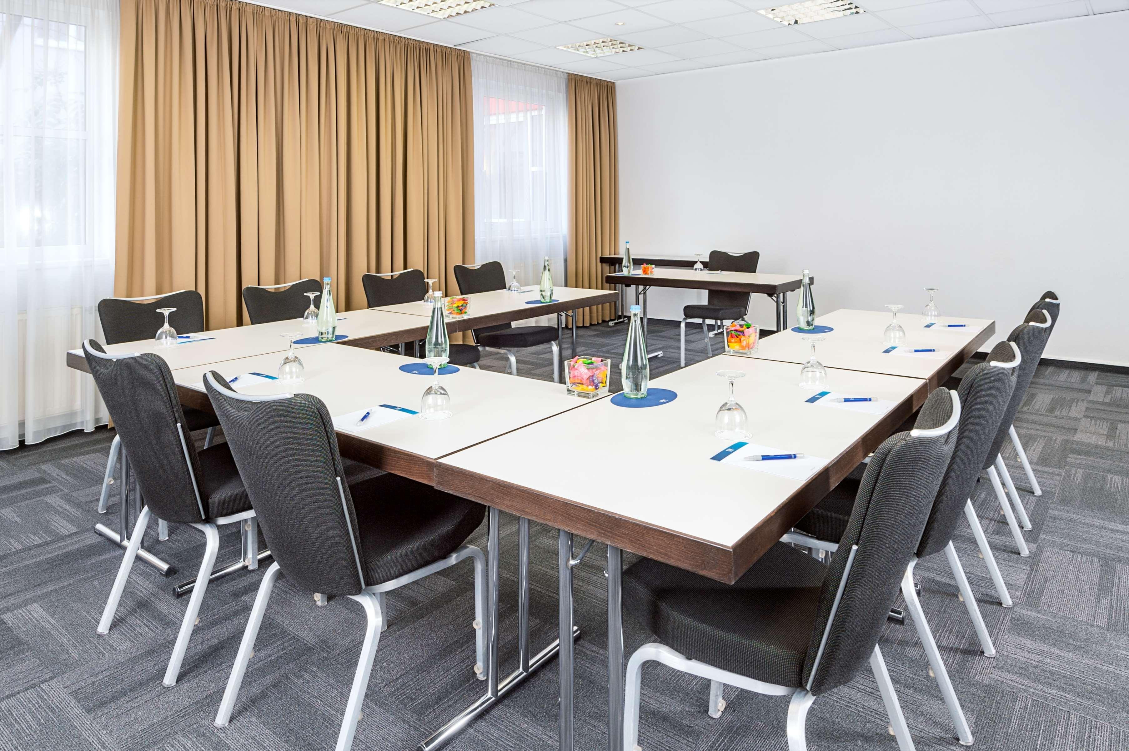 Nh Muenchen Messe Hotel Eksteriør billede