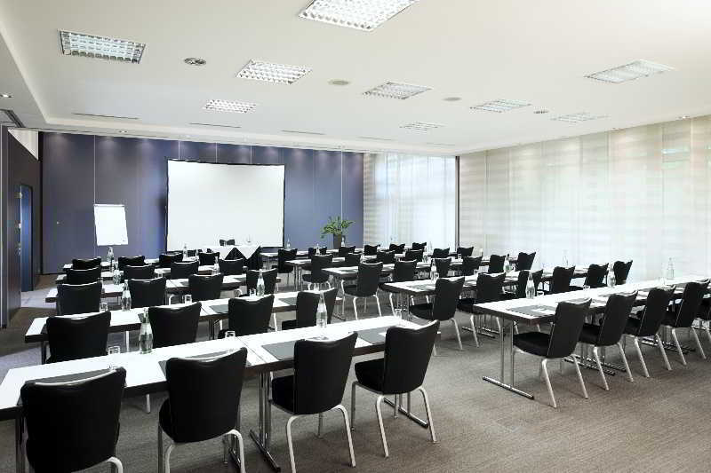Nh Muenchen Messe Hotel Eksteriør billede